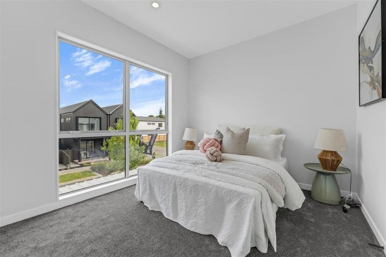 Photo of property in 21 Yellow Pear Lane, Karaka, 2578
