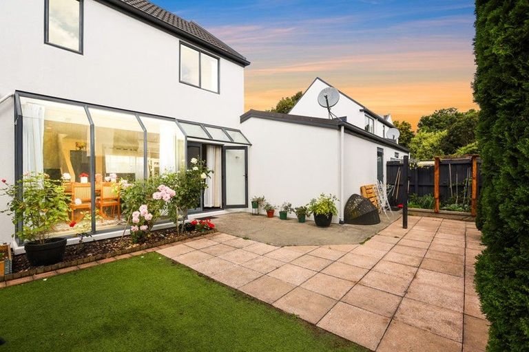 Photo of property in 2/44 London Street, Richmond, Christchurch, 8013