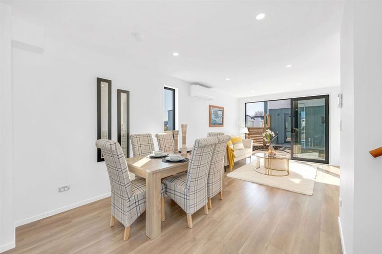 Photo of property in 24 John Gray Street, Papakura, 2110