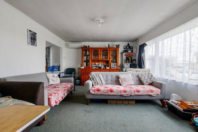 Photo of property in 19 Keats Crescent, Enderley, Hamilton, 3214
