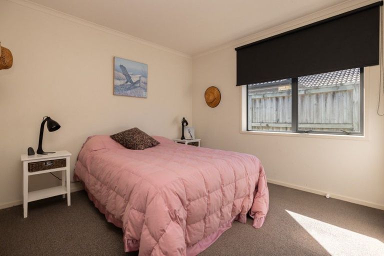 Photo of property in 102 Doncaster Drive, Papamoa Beach, Papamoa, 3118