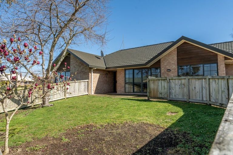 Photo of property in 1 Hereford Place, Grandview Heights, Hamilton, 3200