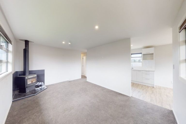 Photo of property in 5 Hood Street, Castlecliff, Whanganui, 4501