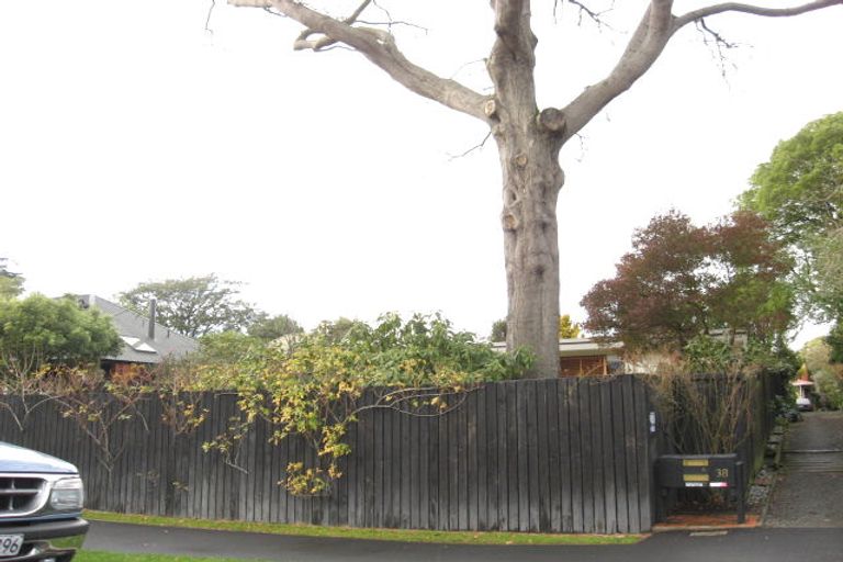 Photo of property in 2/38a Webb Street, St Albans, Christchurch, 8014