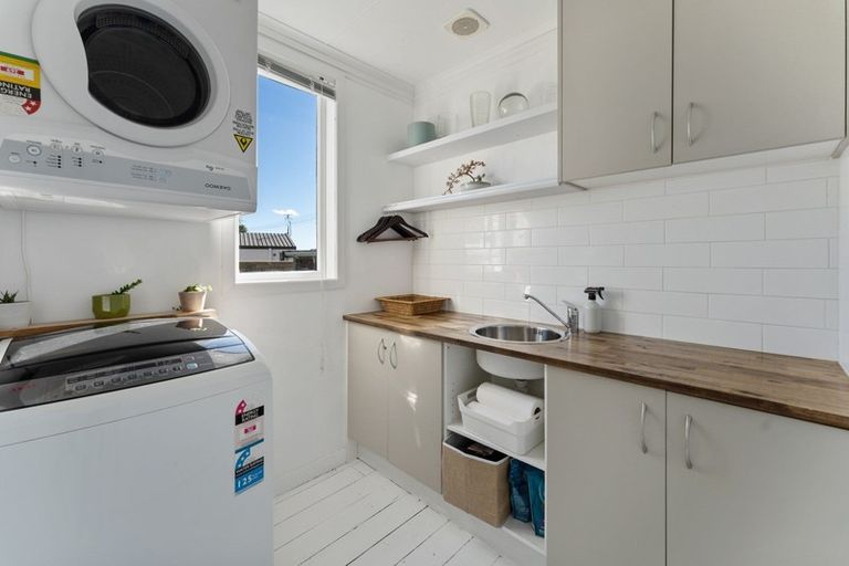 Photo of property in 32 Brookes Street, Inglewood, 4330