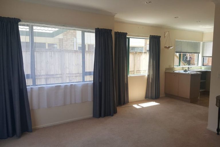 Photo of property in Miramar Villas, 13/6u Brussels Street, Miramar, Wellington, 6022