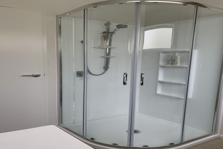 Photo of property in 23 Primrose Street, Raglan, 3225