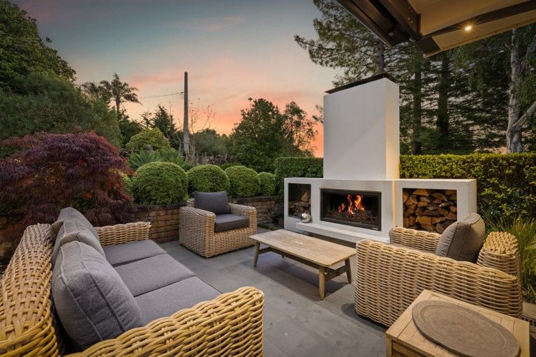 Photo of property in 119 Te Mata Peak Road, Havelock North, 4130