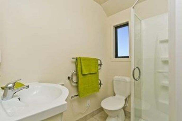 Photo of property in 9/191 Sunnynook Road, Wairau Valley, Auckland, 0627