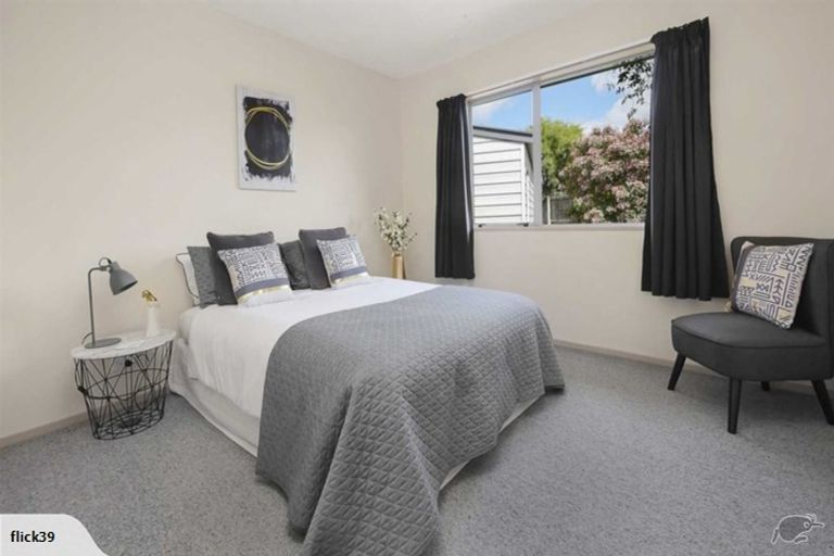 Photo of property in 113 Warren Crescent, Hillmorton, Christchurch, 8025