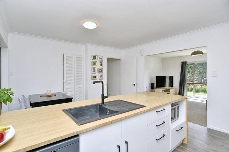 Photo of property in 9 Bonar Place, Woolston, Christchurch, 8062