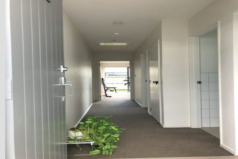 Photo of property in 3 Fay Close, Wiri, Auckland, 2104