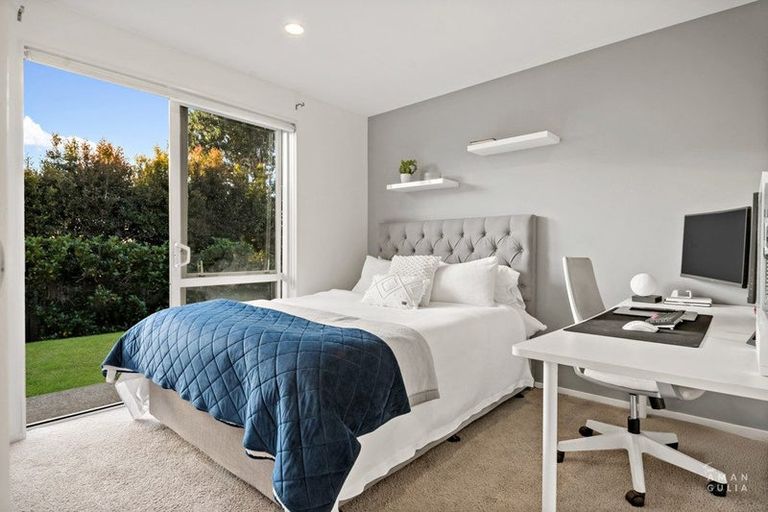 Photo of property in 39 Kittiwake Drive, Schnapper Rock, Auckland, 0632