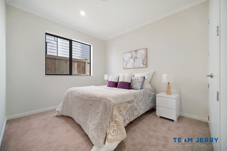 Photo of property in 21 Knockanara Drive, Flat Bush, Auckland, 2019
