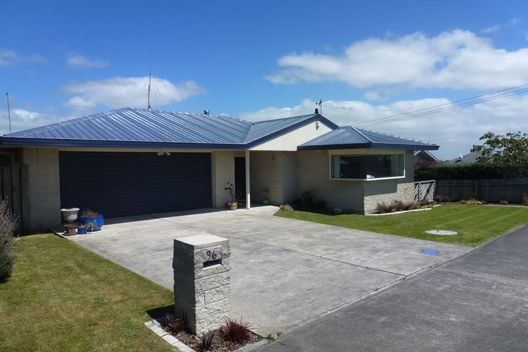 Photo of property in 96 Kelvin Grove Road, Kelvin Grove, Palmerston North, 4414