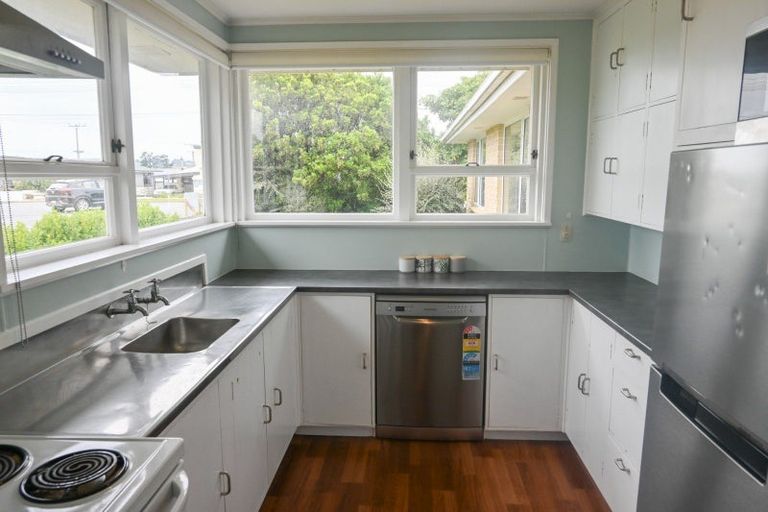 Photo of property in 121 Robertson Street, Gore, 9710