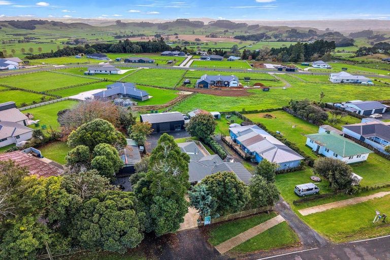 Photo of property in 667 Kohanga Road, Onewhero, Tuakau, 2697