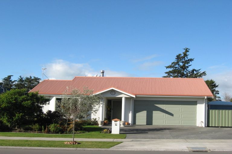 Photo of property in 32 Palmbrook Avenue, Havelock North, 4130