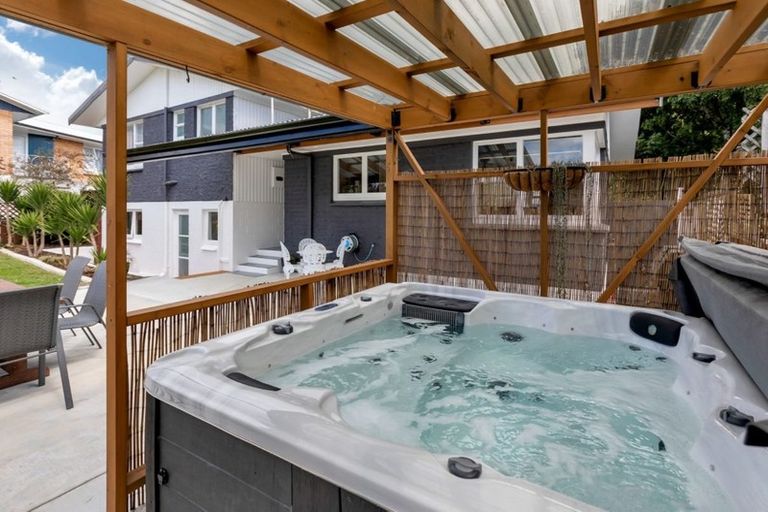 Photo of property in 18 Parkland Crescent, Te Kamo, Whangarei, 0112