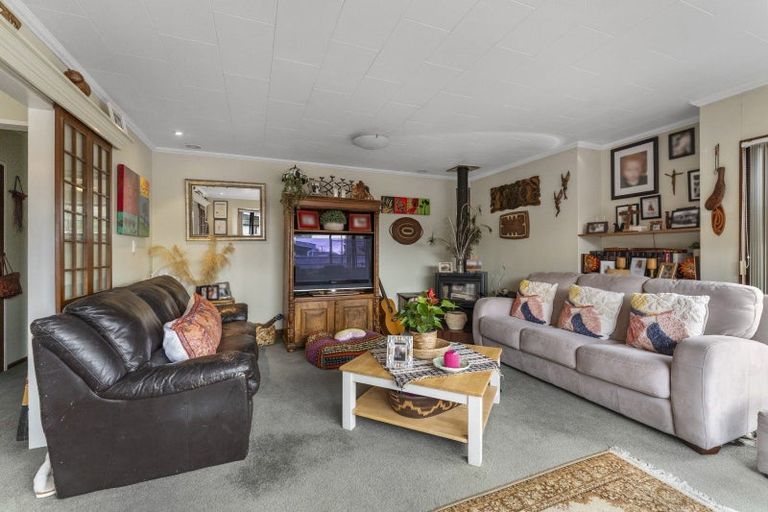 Photo of property in 18 Bell Street, Otaki, 5512