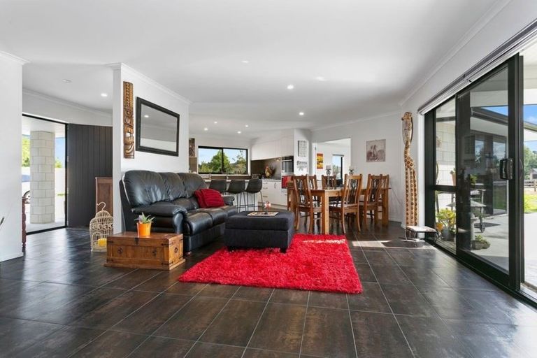 Photo of property in 28 Riverside Lane, Karapiro, Cambridge, 3494
