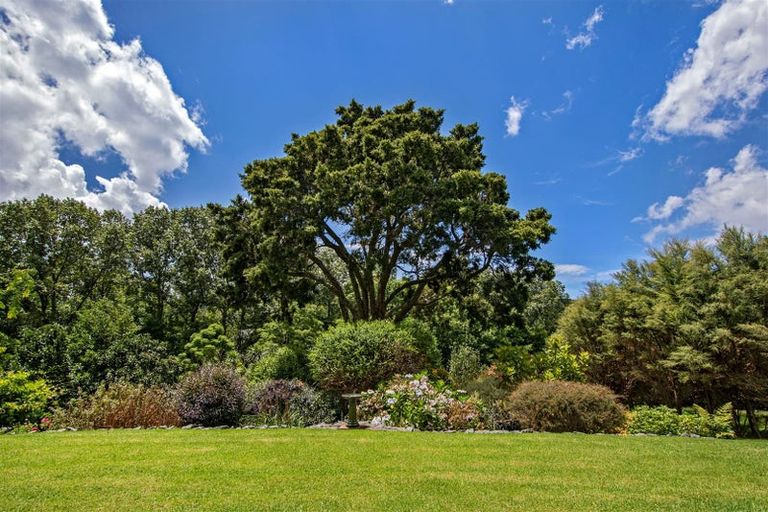 Photo of property in 304 Kara Road, Maungatapere, Whangarei, 0179