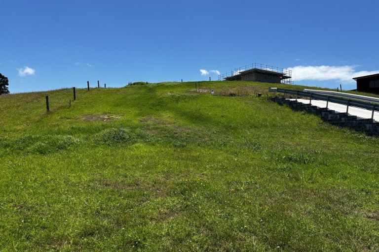 Photo of property in 5 Aquarius Lane, Langs Beach, 0582