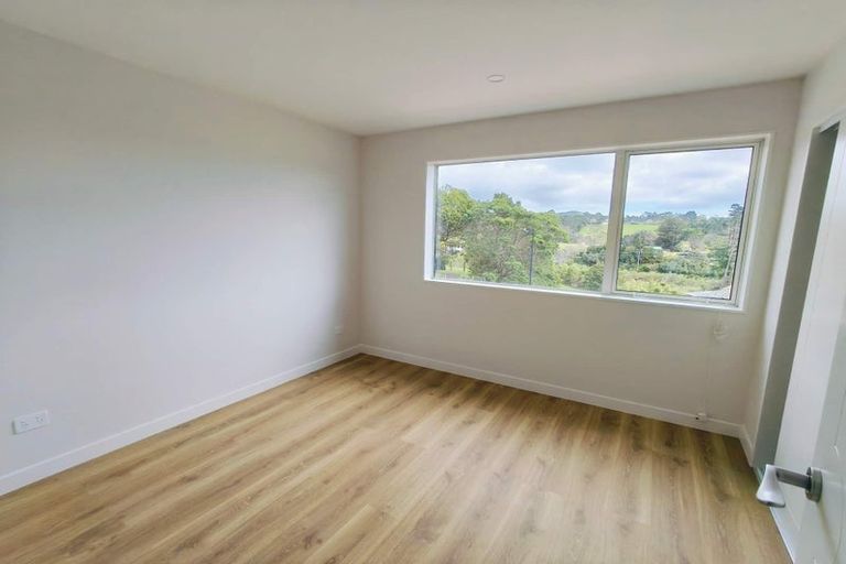 Photo of property in 24 Bela Vista Boulevard, Swanson, Auckland, 0614