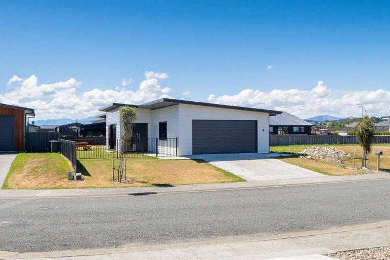 Photo of property in 6 Red Deer Place, Te Anau, 9600