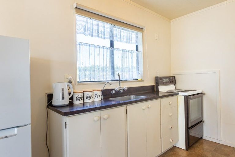 Photo of property in 16 Burgoyne Street, Woodville, 4920