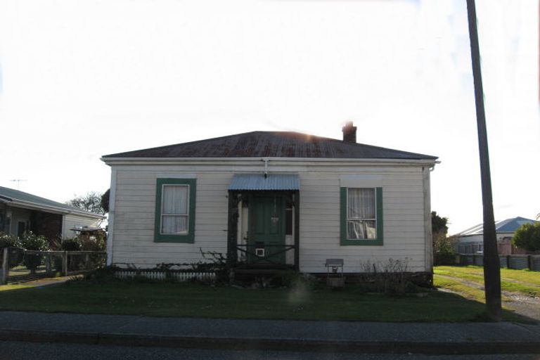 Photo of property in 127 Davie Street, Hokitika, 7810