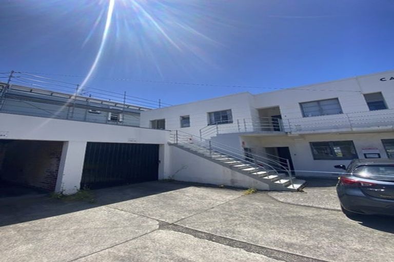 Photo of property in 3/243 The Terrace, Te Aro, Wellington, 6011