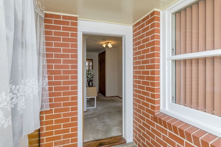 Photo of property in 611 Queen Street East, Levin, 5510