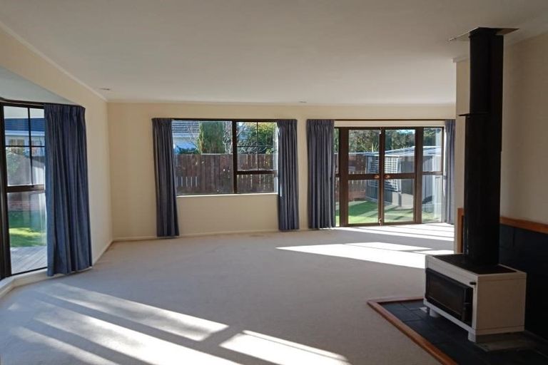 Photo of property in 61a Hautana Street, Woburn, Lower Hutt, 5010