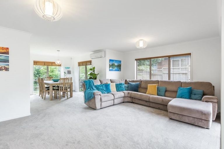 Photo of property in 41 Kristin Lane, Albany, Auckland, 0632