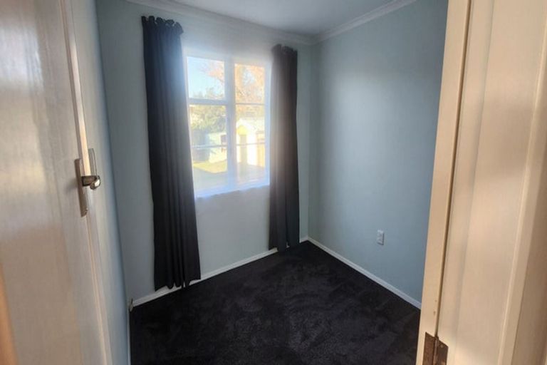Photo of property in 19 Richmond Avenue, Takaro, Palmerston North, 4410