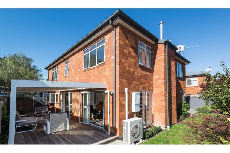 Photo of property in 31 Eversleigh Street, St Albans, Christchurch, 8014