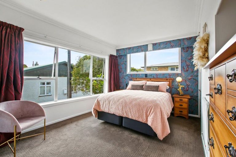 Photo of property in 225b Tukapa Street, Westown, New Plymouth, 4310