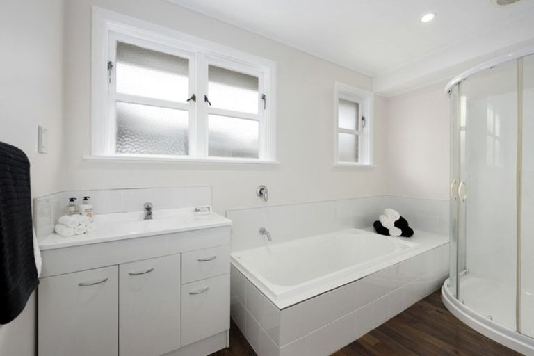 Photo of property in 251 Fergusson Drive, Heretaunga, Upper Hutt, 5018