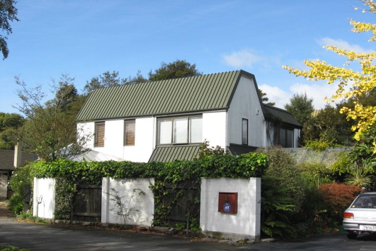 Photo of property in 10 Chevron Place, Ilam, Christchurch, 8041