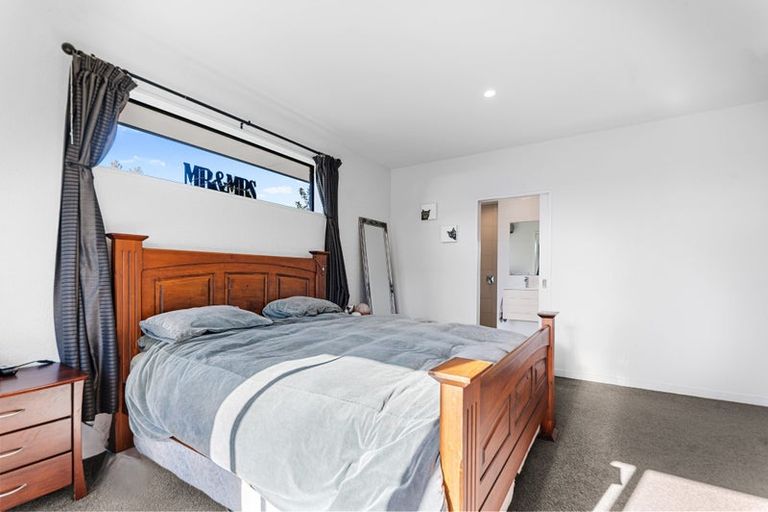 Photo of property in 19 Wakeman Way, Kaiapoi, 7630