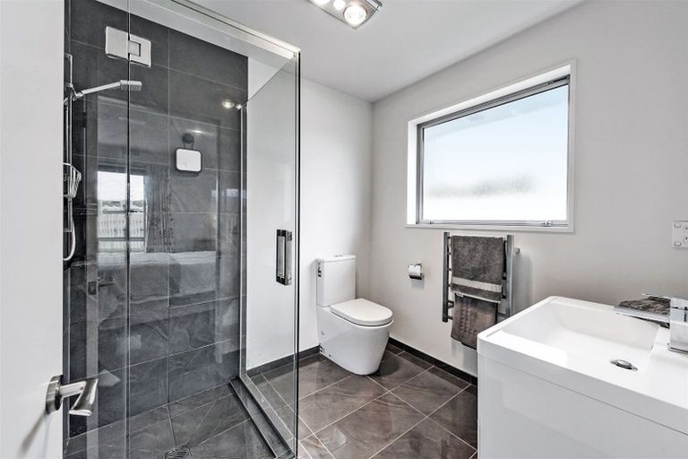 Photo of property in 52a Lewis Crescent, Rolleston, 7614