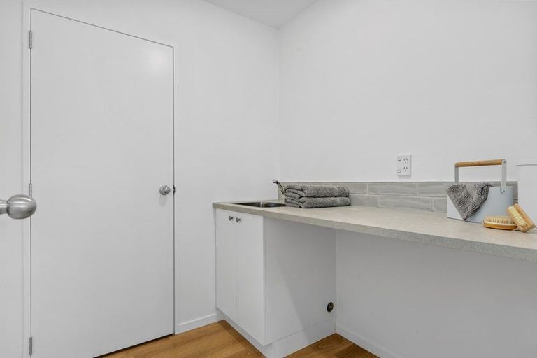 Photo of property in 2/14 Farquhars Road, Redwood, Christchurch, 8051