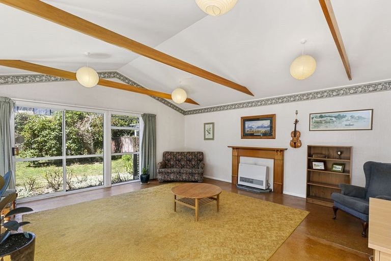 Photo of property in 24 Chamberlain Road, Karori, Wellington, 6012