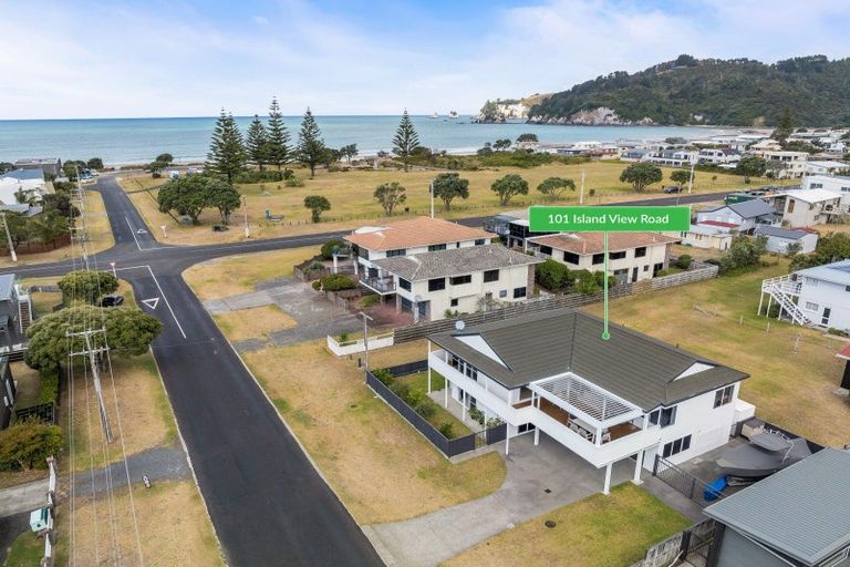 Photo of property in 101 Island View Road, Whangamata, 3620