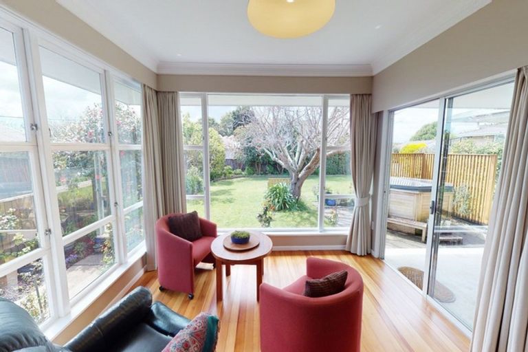 Photo of property in 42 Read Street, Levin, 5510