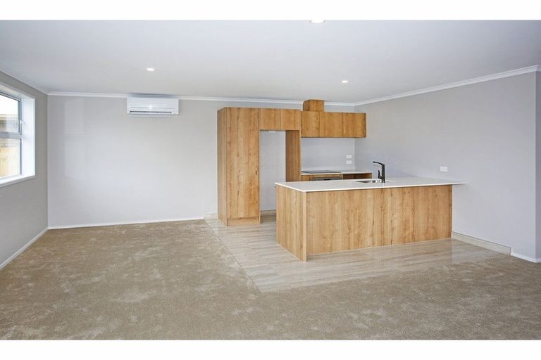 Photo of property in 1 Te Paahi Avenue, Waiuku, 2123