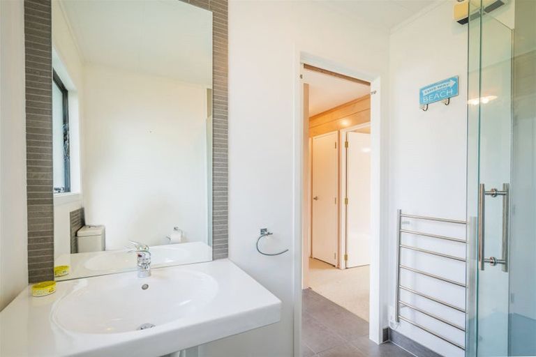 Photo of property in 6 Endeavour Close, Whitianga, 3510