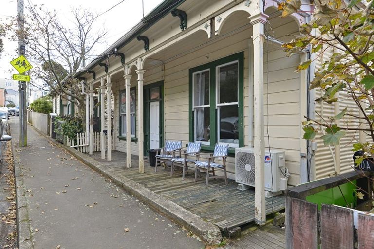 Photo of property in 70 Fairlie Terrace, Kelburn, Wellington, 6021