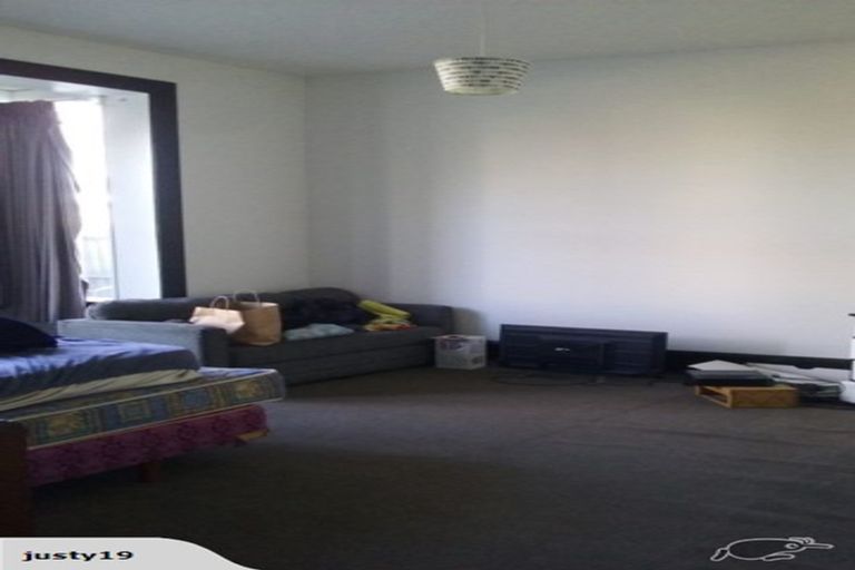 Photo of property in 77 Mathesons Road, Phillipstown, Christchurch, 8011